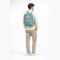 KI-generierte Darstellung – Fjällräven Kånken Laptop 15'' - Rucksack 40 cm (sky blue)