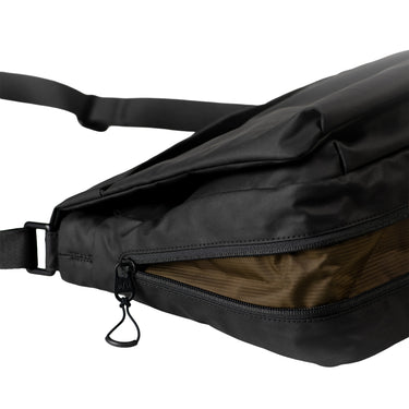 aunts & uncles Aoki RE Lite - Umhängetasche 28 cm (black) - Ansicht 5