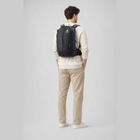 KI-generierte Darstellung – Deuter AC Lite 17 - Wanderrucksack 47 cm (black)
