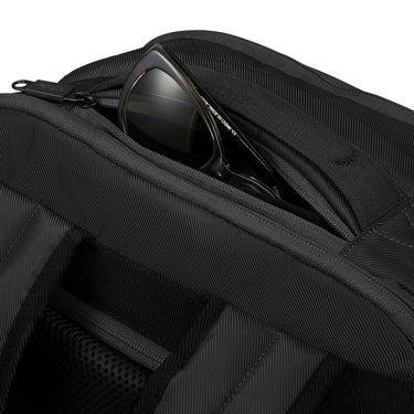 American Tourister Urban Track - Laptoprucksack 15.6" 45 cm (schwarz) - Ansicht 7