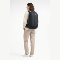 KI-generierte Darstellung – Deuter AC Lite 23 - Wanderrucksack 52 cm (black)