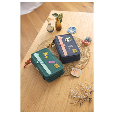 Lässig Triple Pencil Case - Mäppchen 21 cm befüllt (Dunkelblau Ozean Edition) - Ansicht 2