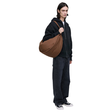 Sandqvist Curve Half Moon Bag L - Umhängetasche 42 cm (dark taupe) - Ansicht 6